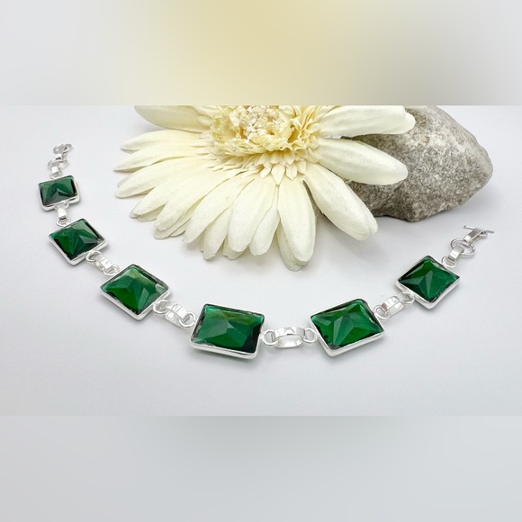 GREEN QUARTZ BRACELET - Picture 3 of 7